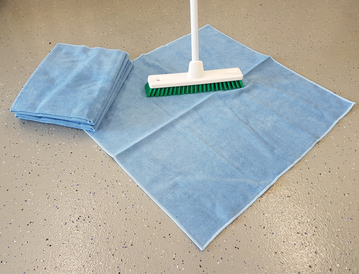Microfibre floor cloth